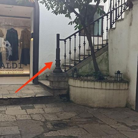 Bed and Breakfast Casa Retro' Potenza Exterior foto