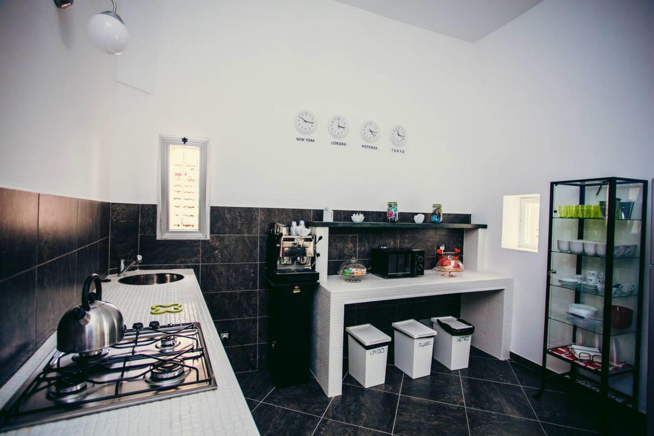 Bed and Breakfast Casa Retro' Potenza Exterior foto